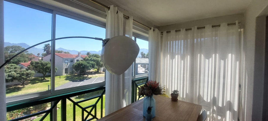 3 Bedroom Property for Sale in Greenways Golf Estate Western Cape